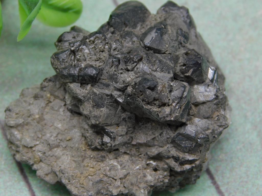 ROCK STONE LAPIDARY SPECIMEN - 2