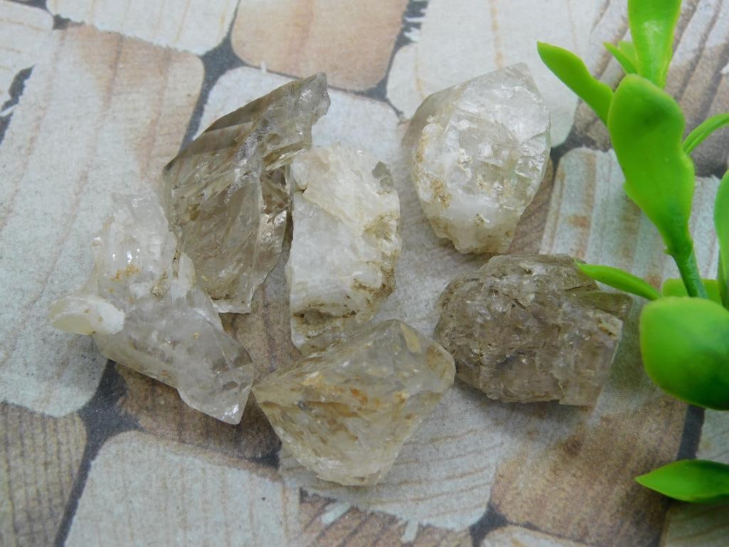 HERKIMER DIAMONDS ROCK STONE LAPIDARY SPECIMEN: HERKIMER DIAMONDS ROCK STONE LAPIDARY SPECIMEN