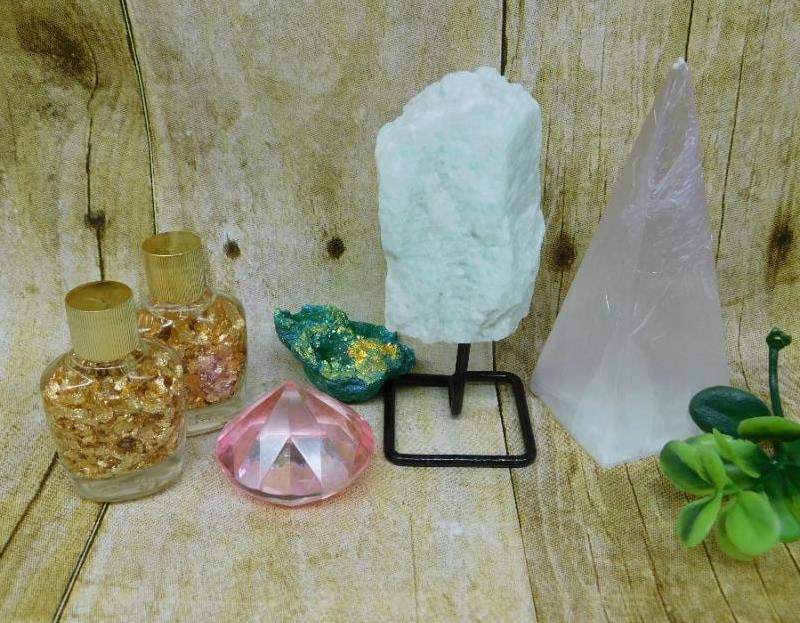 MIXED LOT ROCK STONE LAPIDARY SPECIMEN (1 of 2)