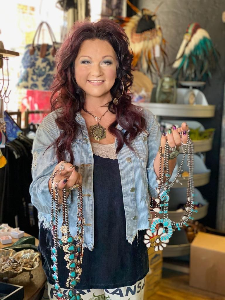 AQUAMARINE GEMSTONES ROCK STONE LAPIDARY SPECIMEN: AQUAMARINE GEMSTONES ROCK STONE LAPIDARY SPECIMEN