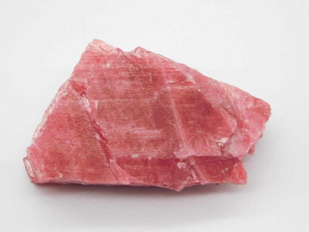 GEM RHODONITE 260 CARATS ROCK STONE LAPIDARY SPECIMEN: GEM RHODONITE 260 CARATS ROCK STONE LAPIDARY SPECIMEN