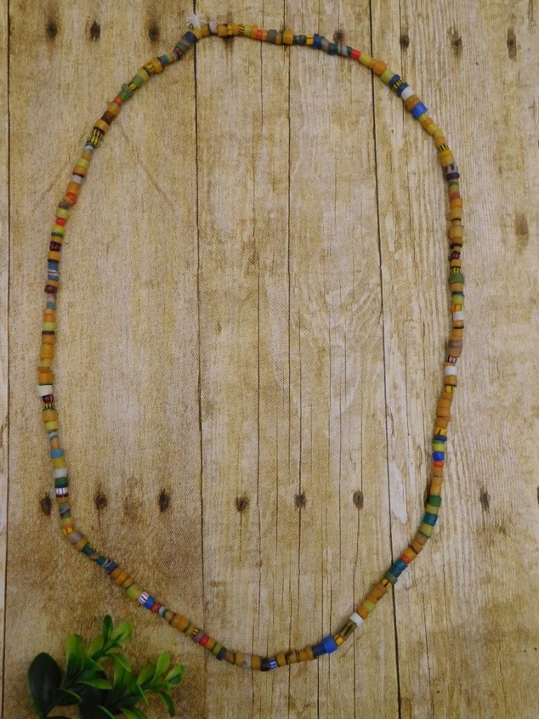 AFRICAN TRADE BEADS ROCK STONE LAPIDARY SPECIMEN: AFRICAN TRADE BEADS ROCK STONE LAPIDARY SPECIMEN