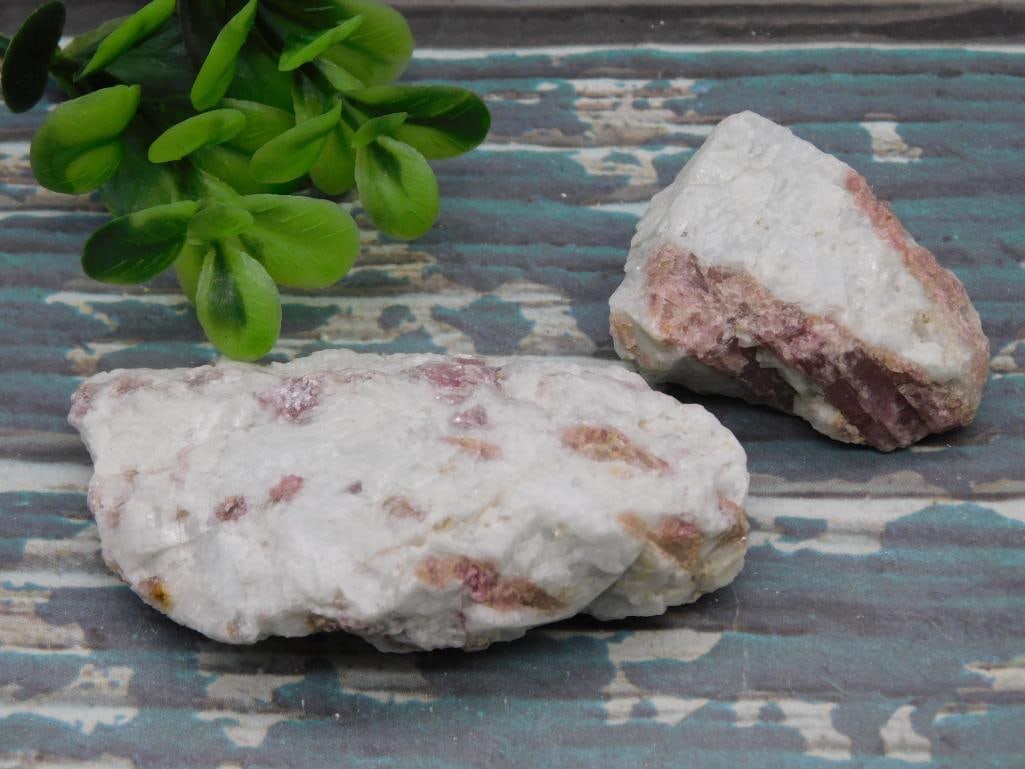 PINK TOURMALINE ROCK STONE LAPIDARY SPECIMEN: PINK TOURMALINE ROCK STONE LAPIDARY SPECIMEN