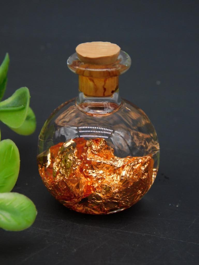 COPPER FLAKES IN BOTTLE ROCK STONE LAPIDARY SPECIMEN: COPPER FLAKES IN BOTTLE ROCK STONE LAPIDARY SPECIMEN