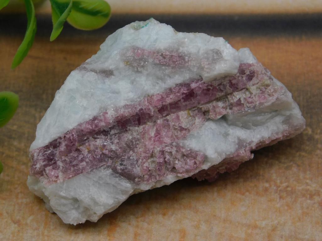 PINK TOURMALINE ROCK STONE LAPIDARY SPECIMEN (1 of 2)