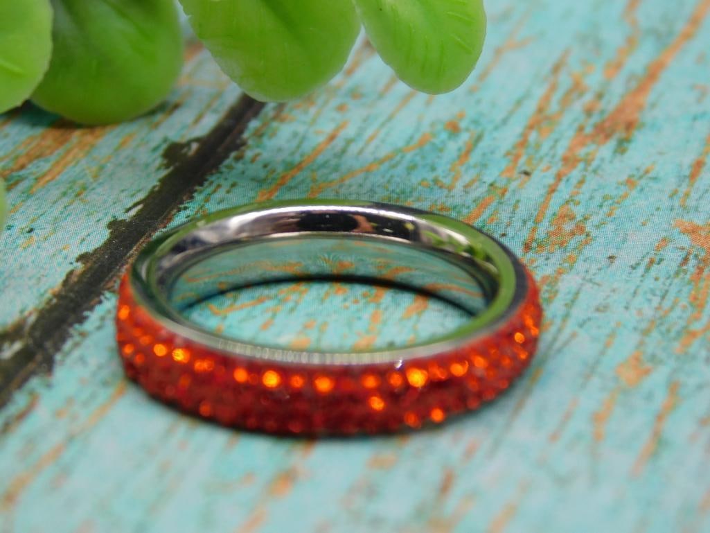 STONE RING ROCK STONE LAPIDARY SPECIMEN: STONE RING ROCK STONE LAPIDARY SPECIMEN