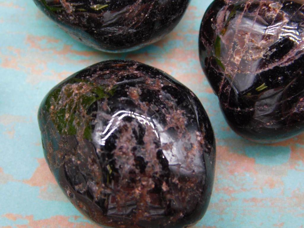 ROCK STONE LAPIDARY SPECIMEN - 2