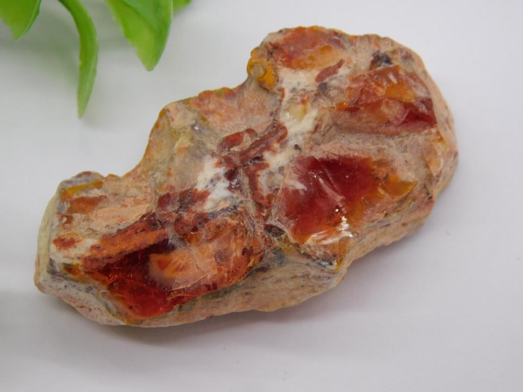 OPAL HUGE ROUGH ROCK STONE LAPIDARY SPECIMEN: OPAL HUGE ROUGH ROCK STONE LAPIDARY SPECIMEN