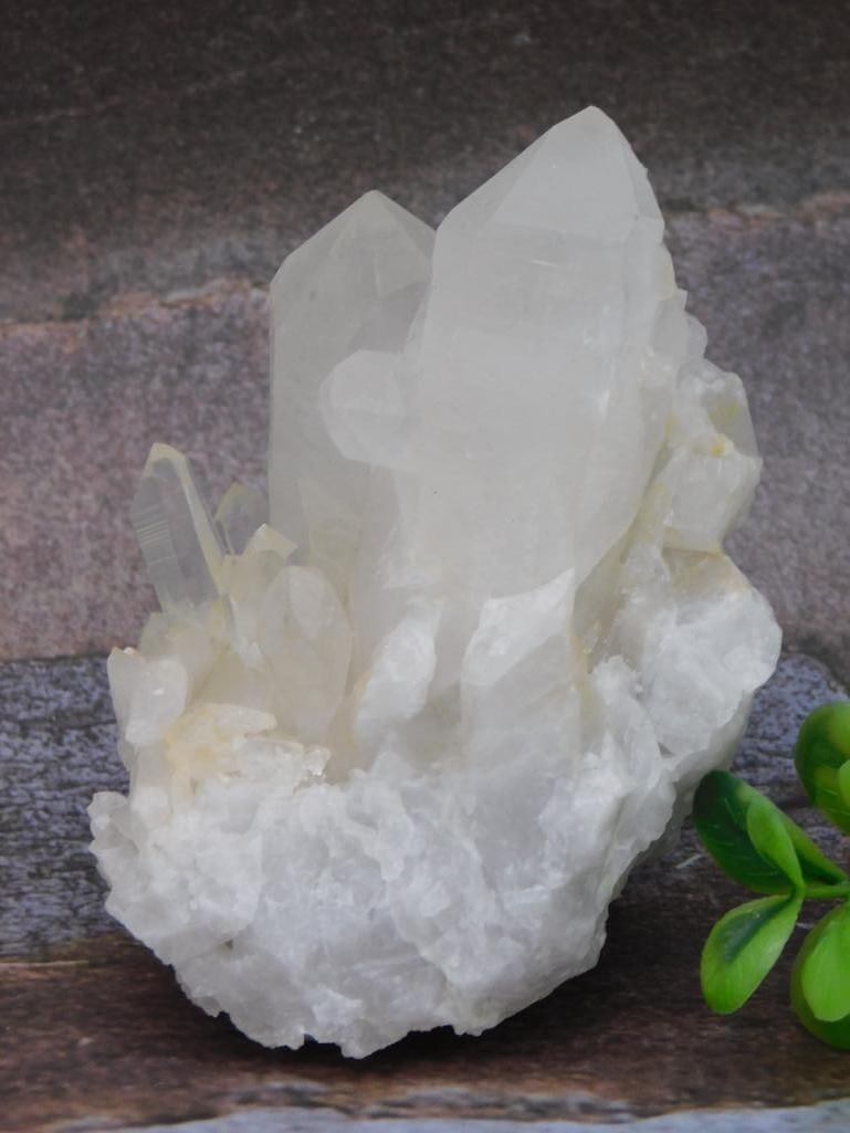 QUARTZ ROCK STONE LAPIDARY SPECIMEN (1 of 2)