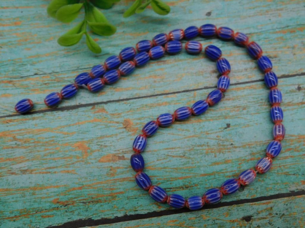 AFRICAN TRADE BEADS ROCK STONE LAPIDARY SPECIMEN: AFRICAN TRADE BEADS ROCK STONE LAPIDARY SPECIMEN