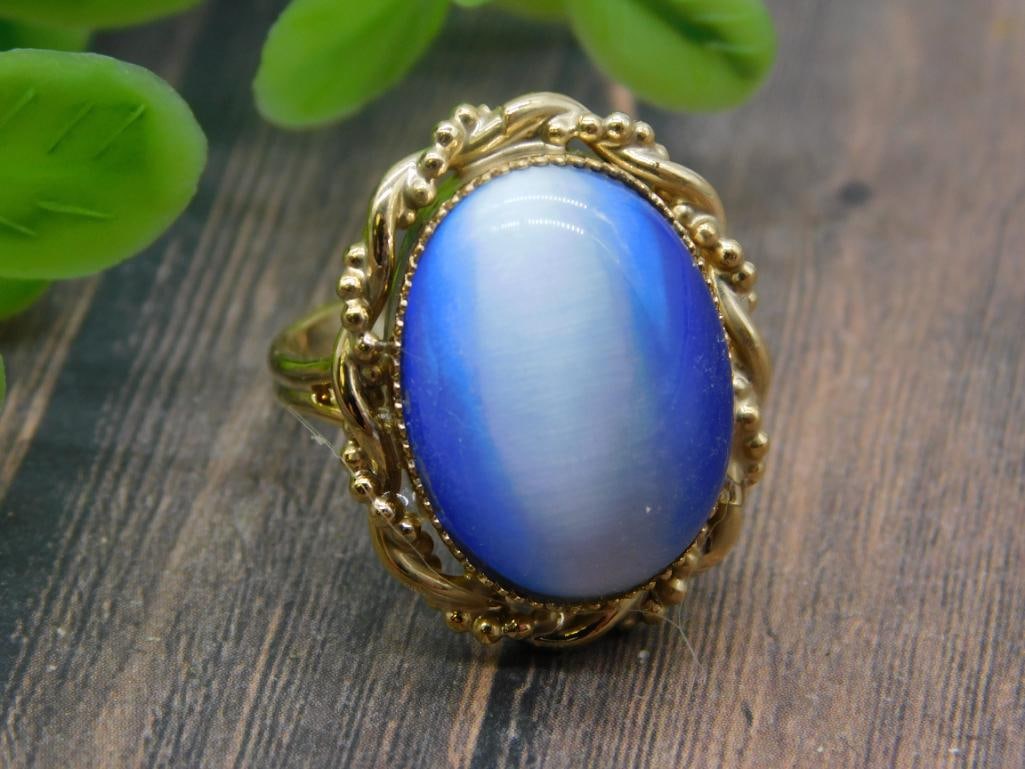 STONE RING ROCK STONE LAPIDARY SPECIMEN (1 of 2)