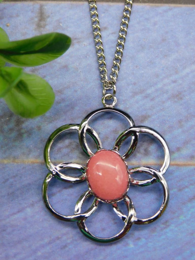 GENUINE STONE PENDANT ON CHAIN NECKLACE ROCK STONE LAPIDARY SPECIMEN: GENUINE STONE PENDANT ON CHAIN NECKLACE ROCK STONE LAPIDARY SPECIMEN