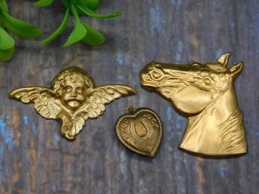 MIXED PENDANTS: MIXED PENDANTS