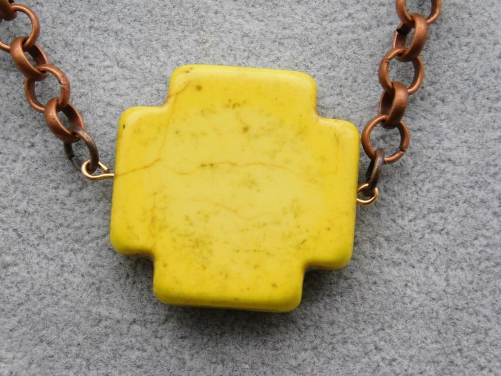 Yellow Stone Pendant Necklace on Copper Chain: Yellow Stone Pendant Necklace on Copper Chain