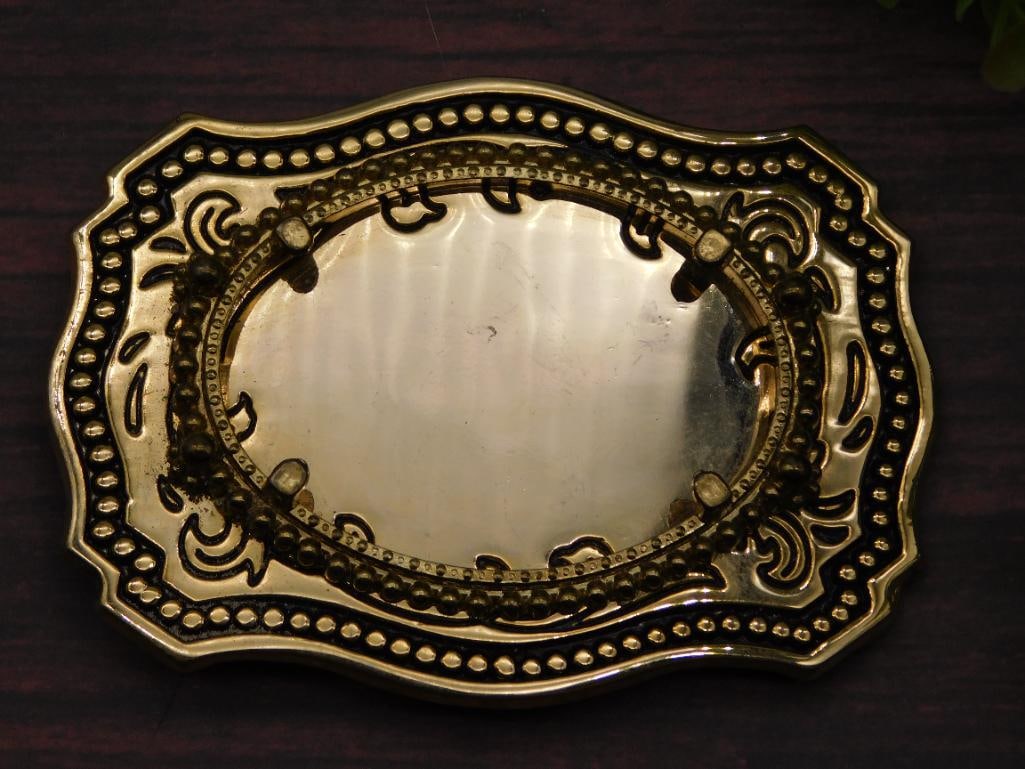 Belt Buckle: Belt Buckle