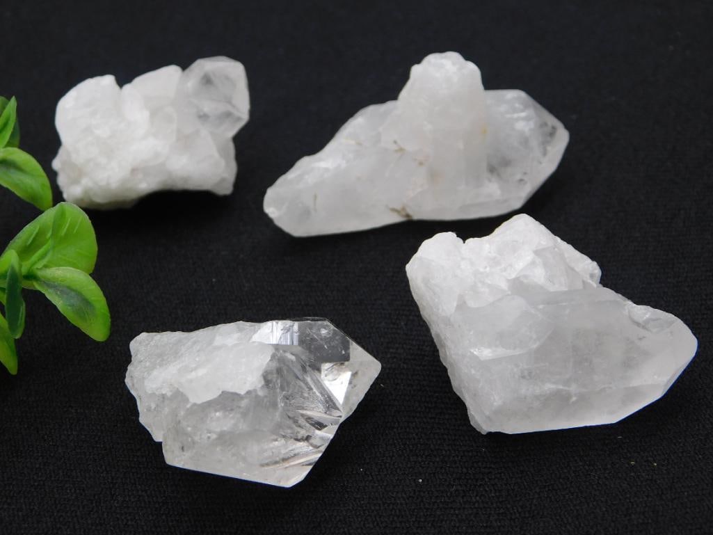 QUARTZ ROCK STONE LAPIDARY SPECIMEN (1 of 2)