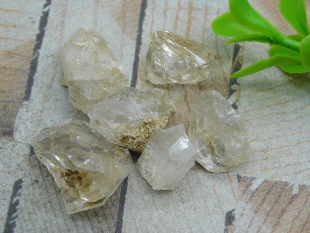 HERKIMER DIAMONDS ROCK STONE LAPIDARY SPECIMEN: HERKIMER DIAMONDS ROCK STONE LAPIDARY SPECIMEN