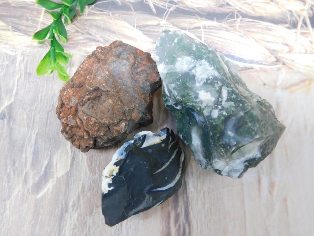 MIXED ROUGH ROCK ROCK STONE LAPIDARY SPECIMEN: MIXED ROUGH ROCK ROCK STONE LAPIDARY SPECIMEN