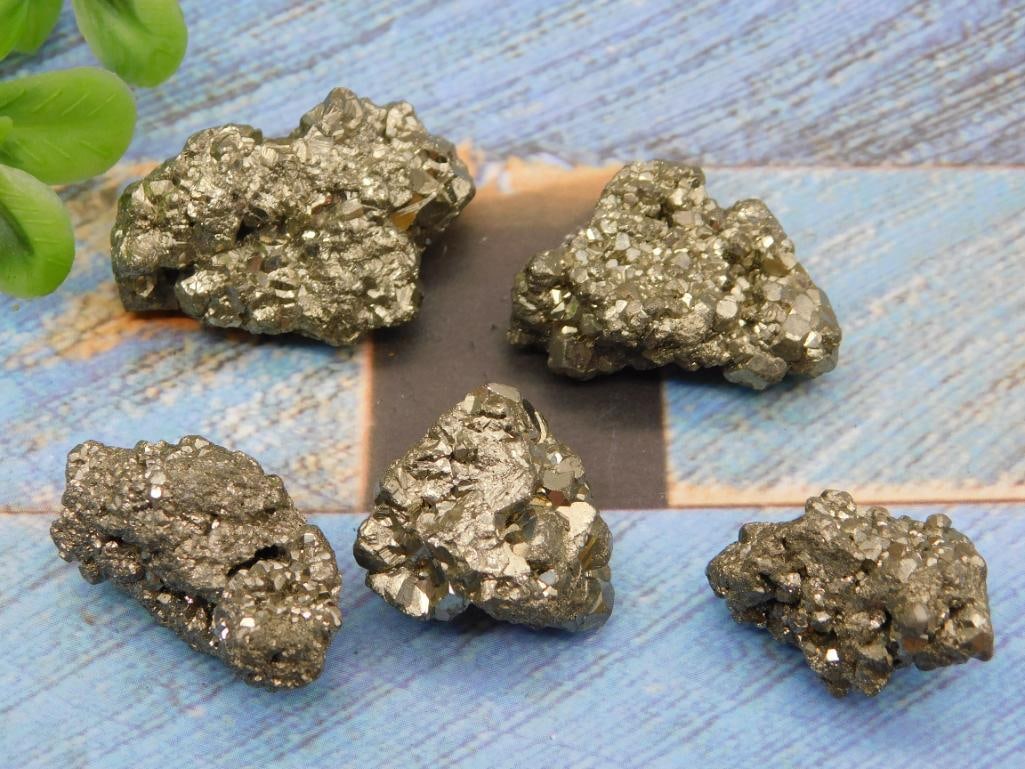 PYRITE ROCK STONE LAPIDARY SPECIMEN: PYRITE ROCK STONE LAPIDARY SPECIMEN