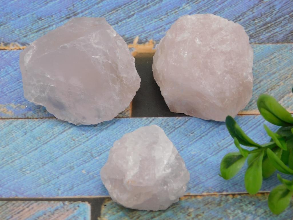 ROSE QUARTZ ROCK STONE LAPIDARY SPECIMEN: ROSE QUARTZ ROCK STONE LAPIDARY SPECIMEN