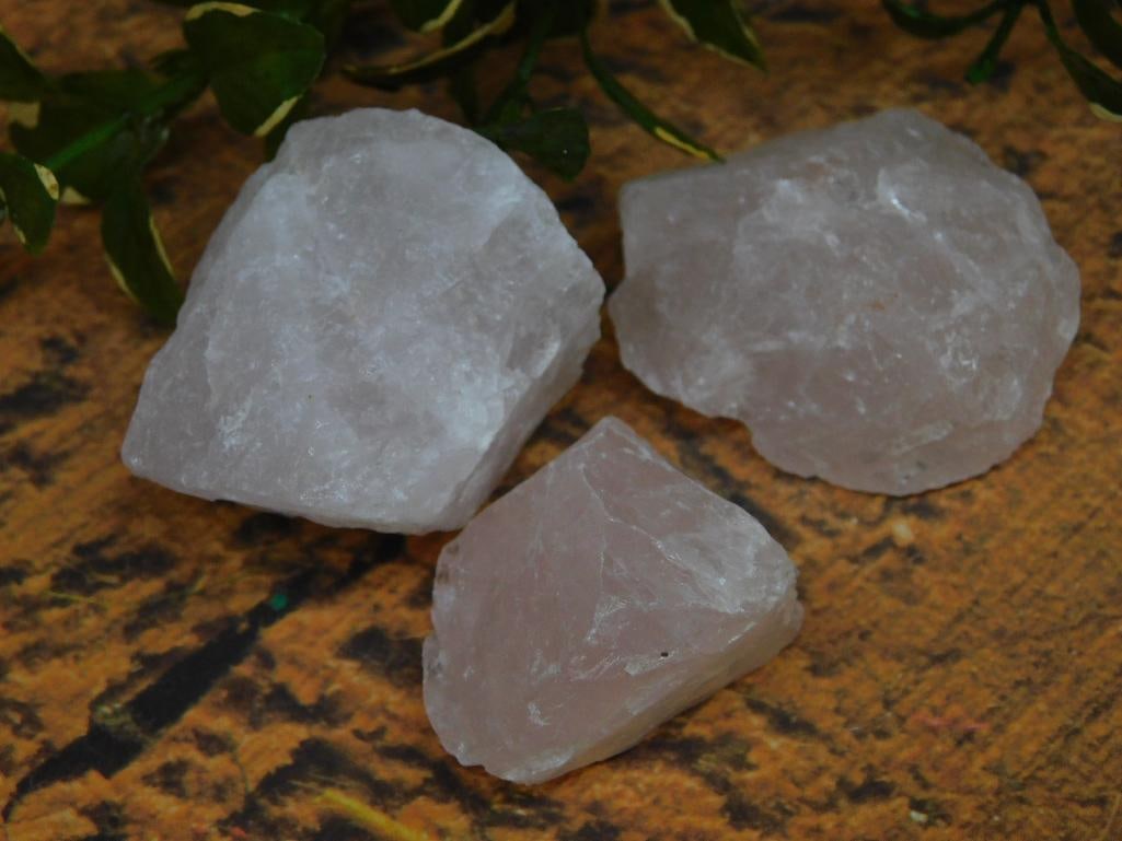 ROSE QUARTZ ROCK STONE LAPIDARY SPECIMEN: ROSE QUARTZ ROCK STONE LAPIDARY SPECIMEN