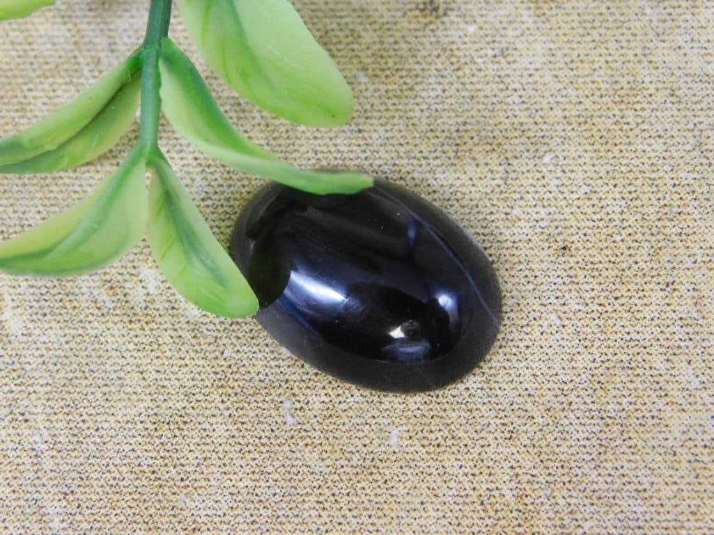 CABOCHON ROCK STONE LAPIDARY SPECIMEN: CABOCHON ROCK STONE LAPIDARY SPECIMEN