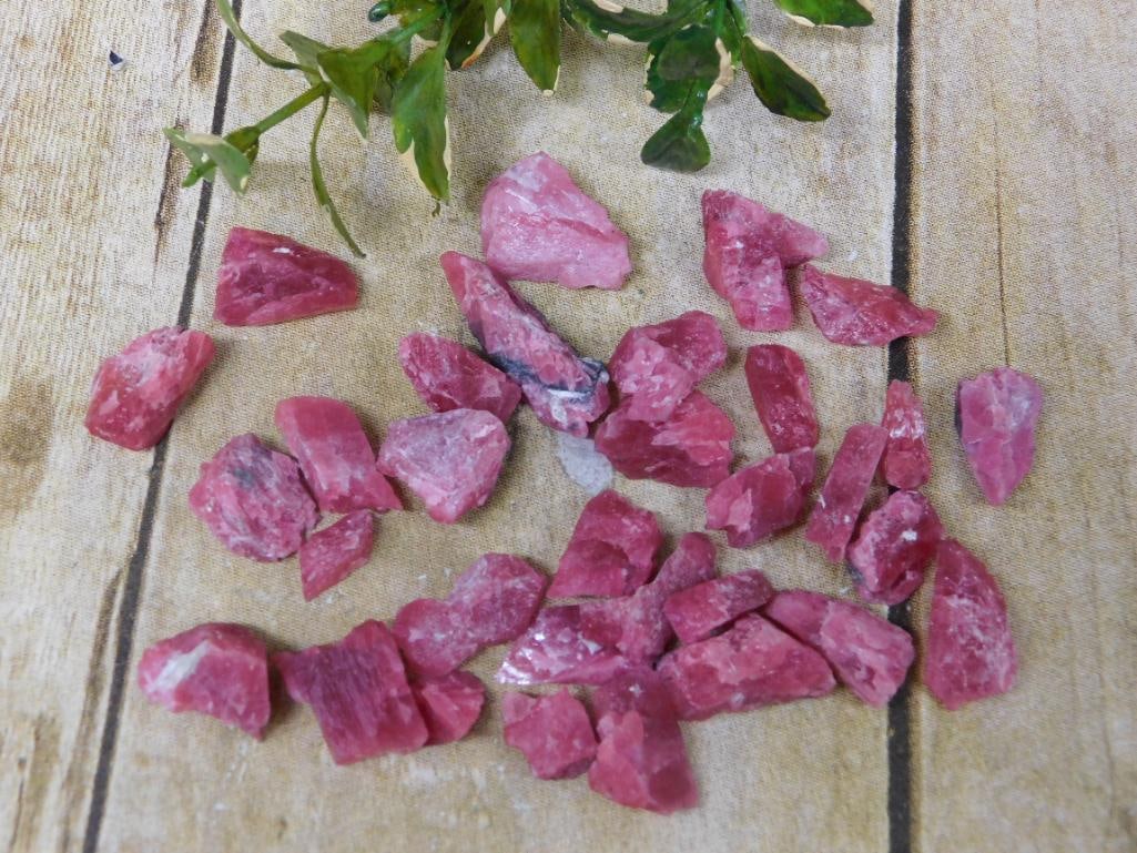 GEM RHODONITE ROCK STONE LAPIDARY SPECIMEN: GEM RHODONITE ROCK STONE LAPIDARY SPECIMEN