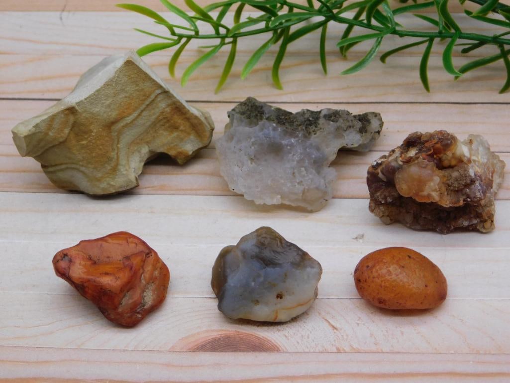 MIXED LOT ROCK STONE LAPIDARY SPECIMEN: MIXED LOT ROCK STONE LAPIDARY SPECIMEN