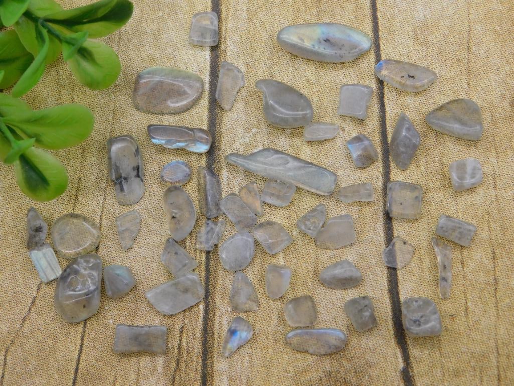 TOURMALATED QUARTZ ROCK STONE LAPIDARY SPECIMEN: TOURMALATED QUARTZ ROCK STONE LAPIDARY SPECIMEN