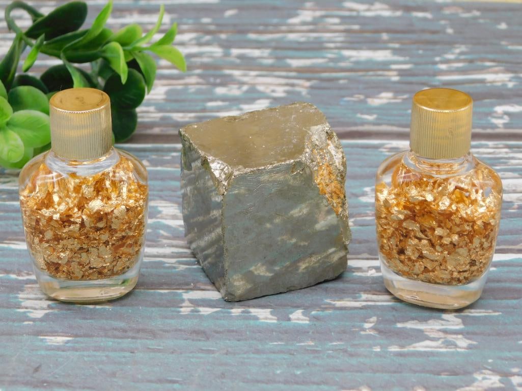 MIXED LOT ROCK STONE LAPIDARY SPECIMEN: MIXED LOT ROCK STONE LAPIDARY SPECIMEN