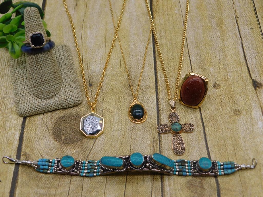 MIXED JEWELRY LOT ROCK STONE LAPIDARY SPECIMEN: MIXED JEWELRY LOT ROCK STONE LAPIDARY SPECIMEN