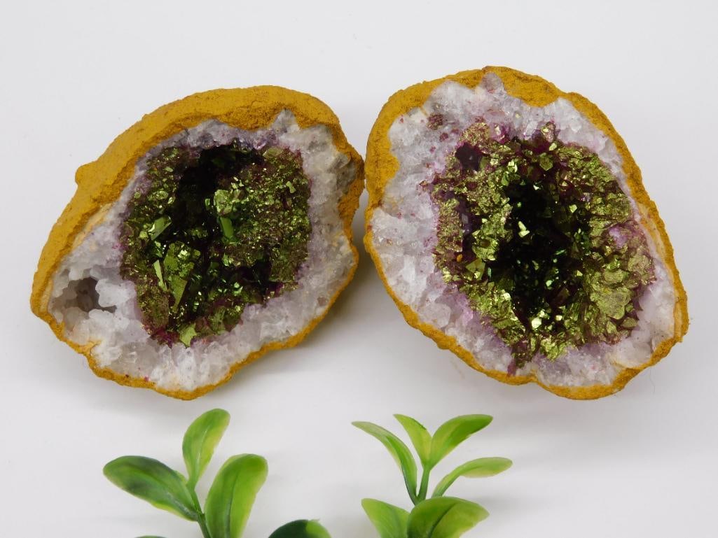 PINK AND GOLD GEODE ROCK STONE LAPIDARY SPECIMEN: PINK AND GOLD GEODE ROCK STONE LAPIDARY SPECIMEN