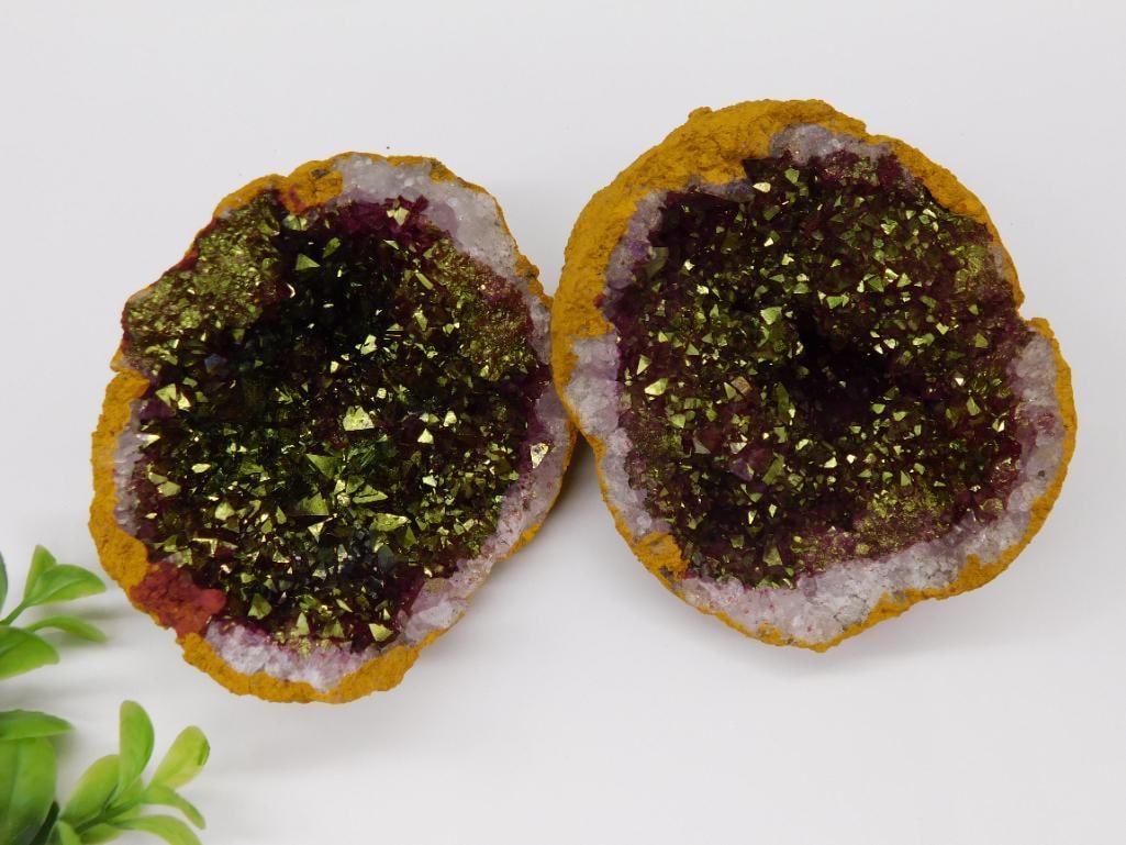 PINK AND GOLD GEODE ROCK STONE LAPIDARY SPECIMEN: PINK AND GOLD GEODE ROCK STONE LAPIDARY SPECIMEN