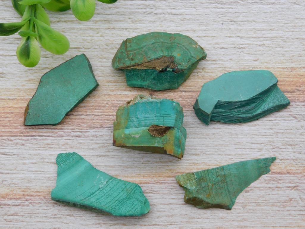 MALACHITE ROCK STONE LAPIDARY SPECIMEN: MALACHITE ROCK STONE LAPIDARY SPECIMEN