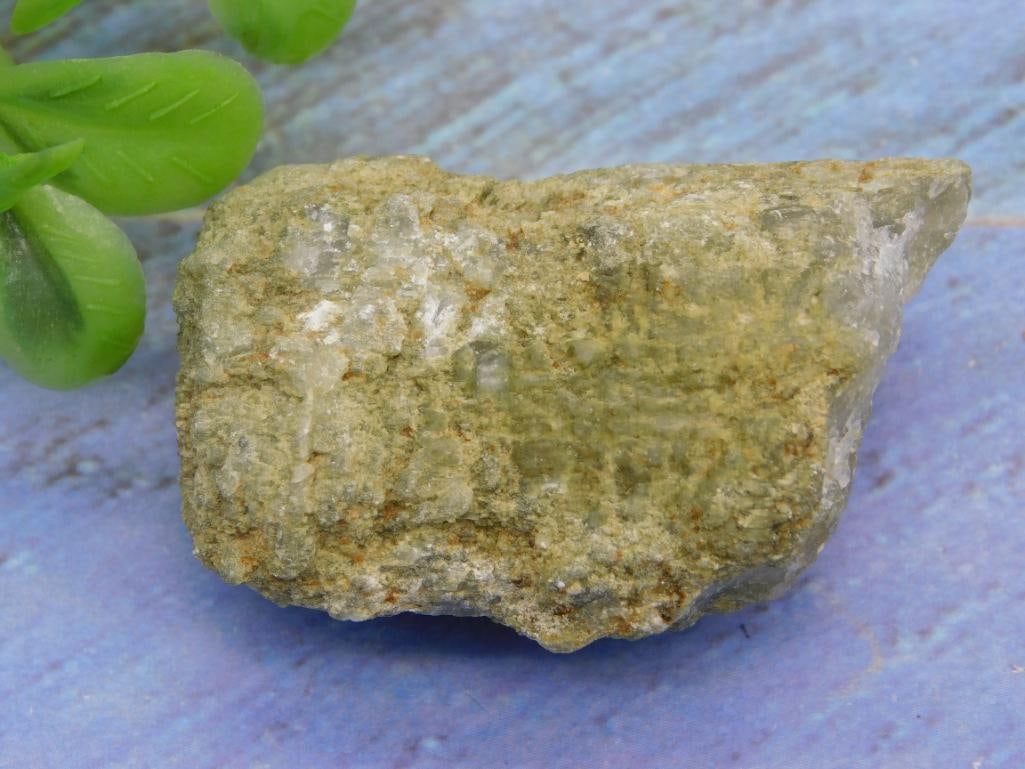 GREEN TOURMALINE ROCK STONE LAPIDARY SPECIMEN (1 of 2)
