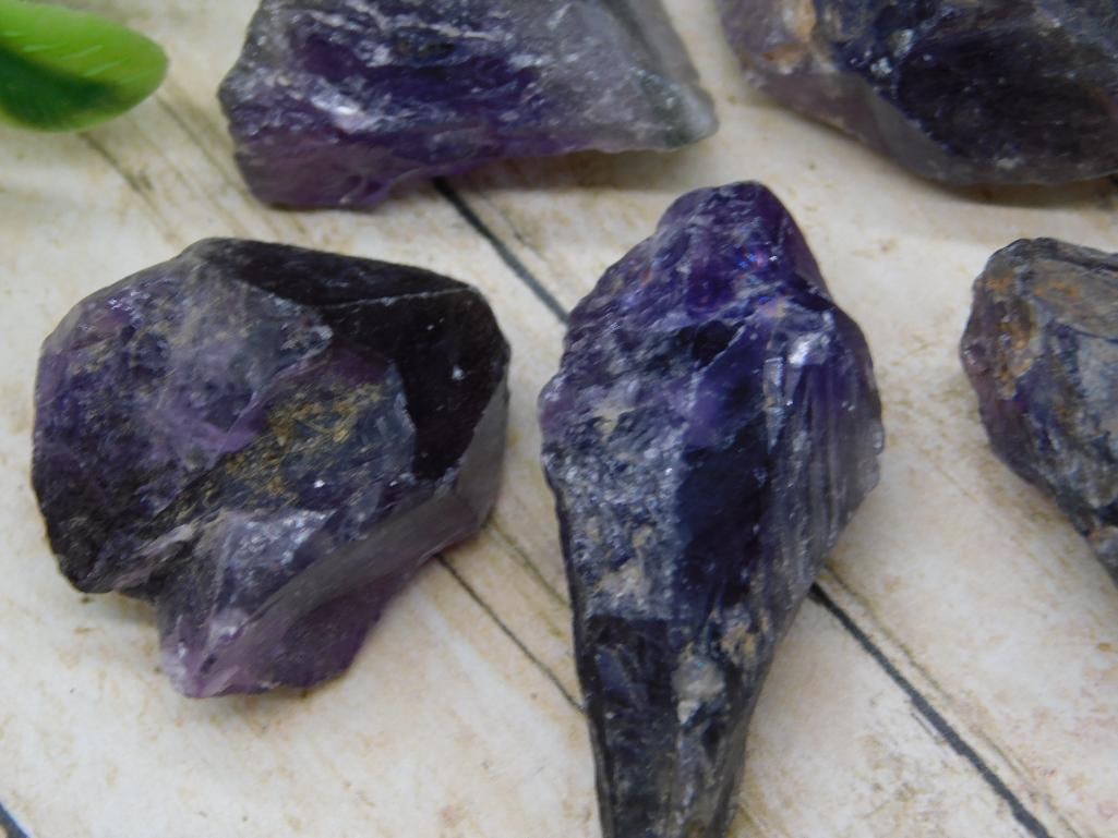 AMETHYST ROCK STONE LAPIDARY SPECIMEN - 2