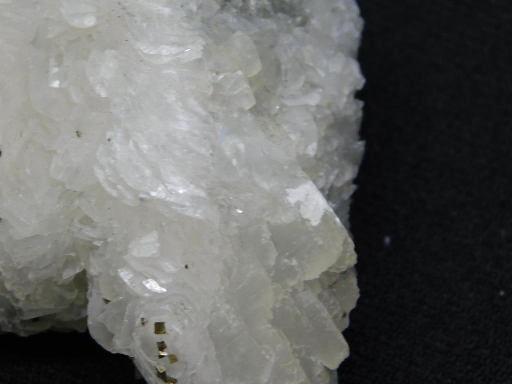 QUARTZ ROCK STONE LAPIDARY SPECIMEN - 2