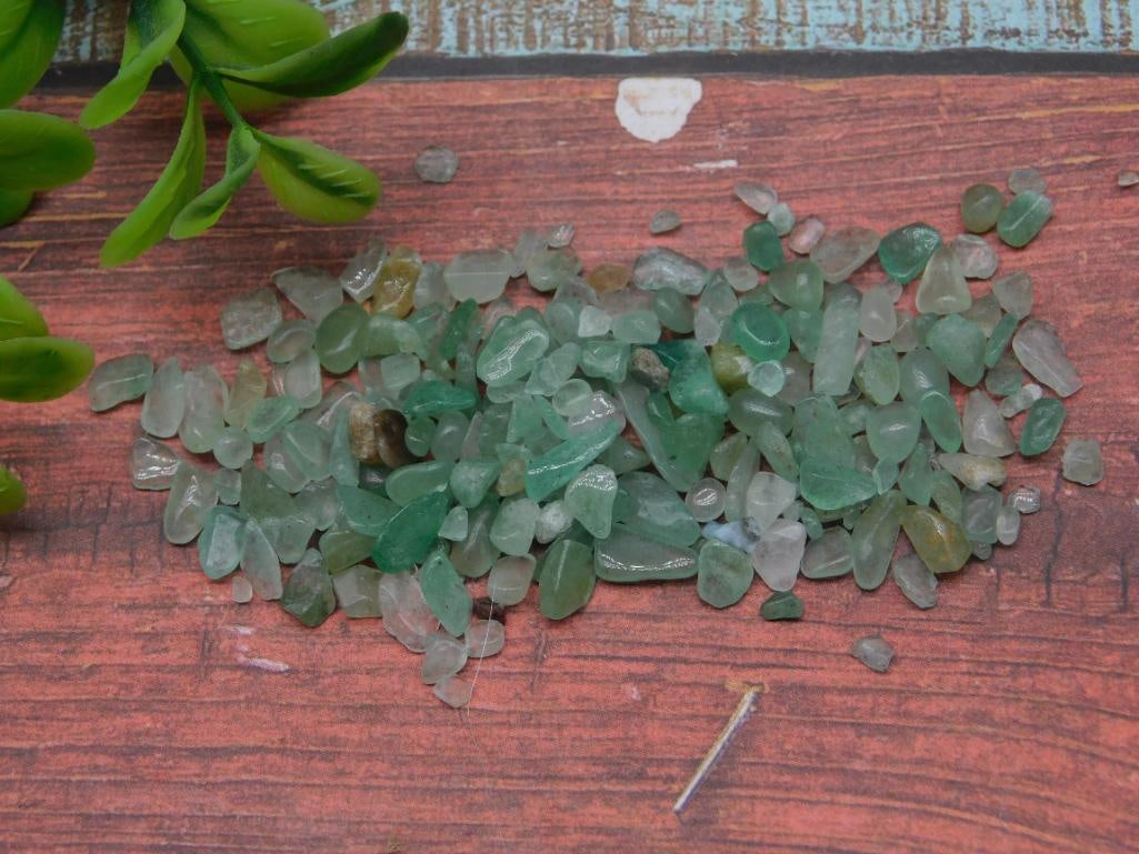 CHRYSOPRASE ROCK STONE LAPIDARY SPECIMEN: CHRYSOPRASE ROCK STONE LAPIDARY SPECIMEN