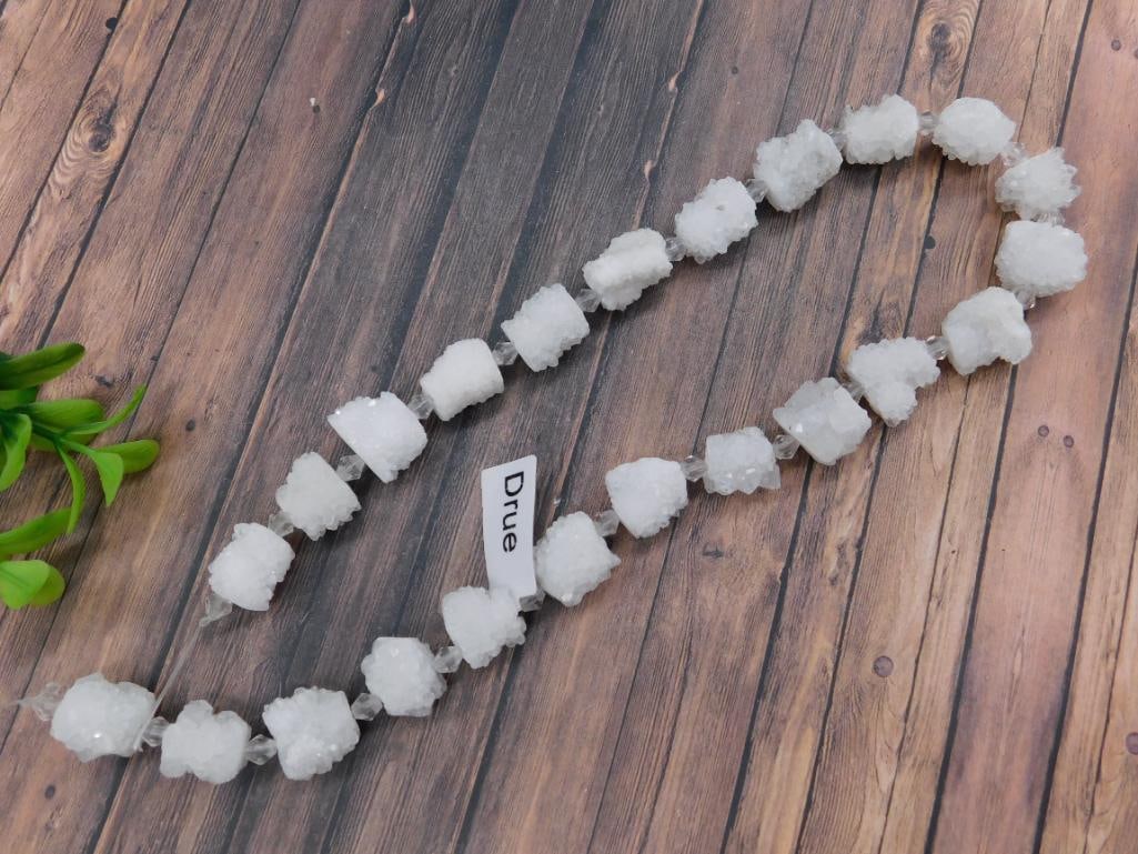 DRUE BEADS ROCK STONE LAPIDARY SPECIMEN: DRUE BEADS ROCK STONE LAPIDARY SPECIMEN