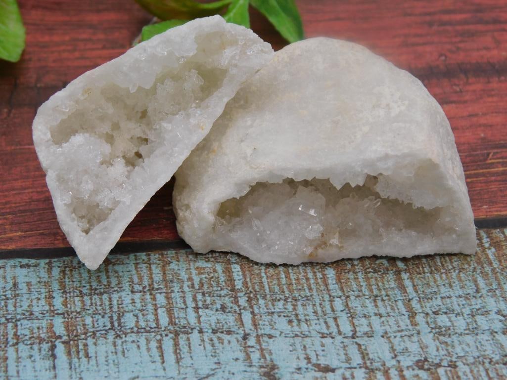 GEODE ROCK STONE LAPIDARY SPECIMEN - 2