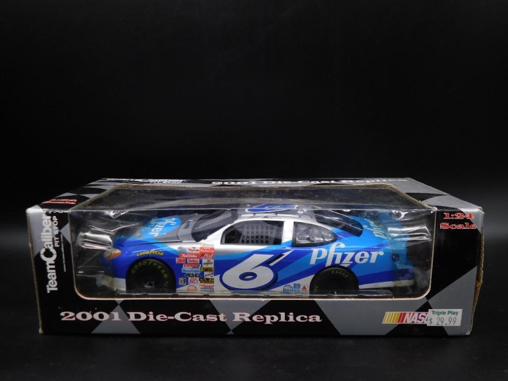 2001 DIE CAST REPLICA NASCAR RACE CAR: 2001 DIE CAST REPLICA NASCAR RACE CAR