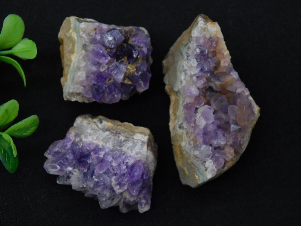 AMETHYST ROCK STONE LAPIDARY SPECIMEN: AMETHYST ROCK STONE LAPIDARY SPECIMEN