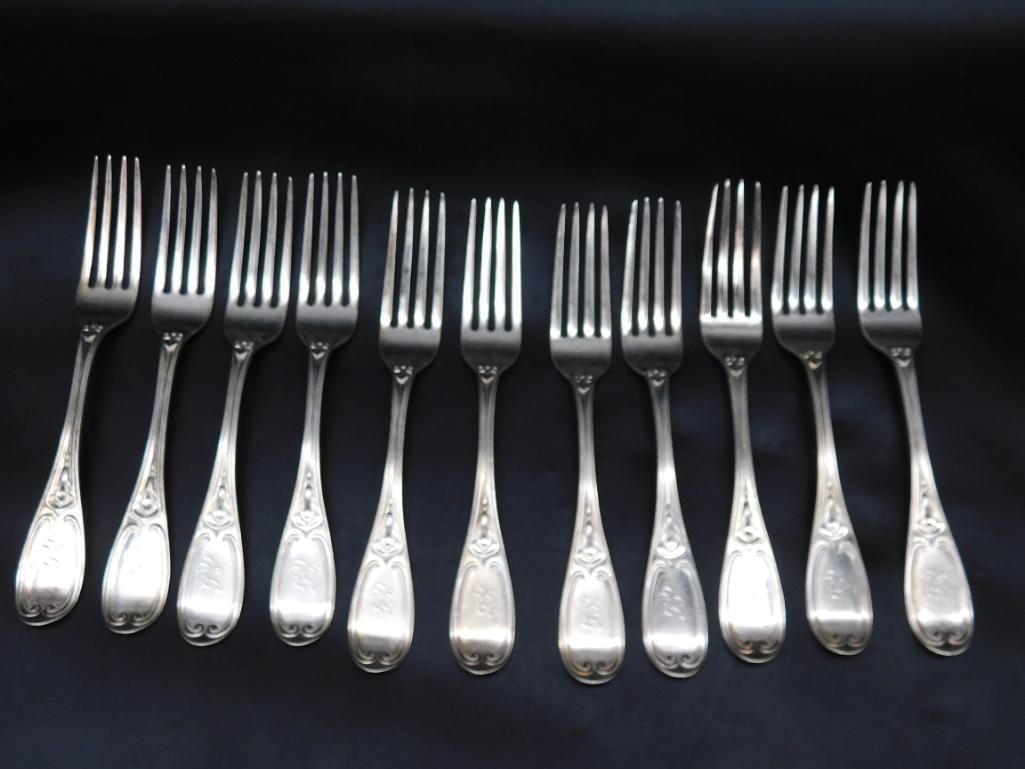 ROGERS & BRO SILVERWARE FORKS 11 PIECES VINTAGE ANTIQUE: ROGERS & BRO SILVERWARE FORKS 11 PIECES VINTAGE ANTIQUE