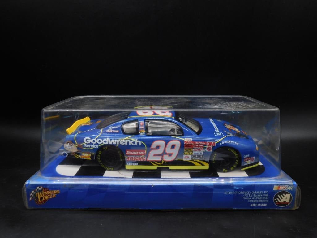 WINNERS CIRCLE NASCAR RACE CAR: WINNERS CIRCLE NASCAR RACE CAR