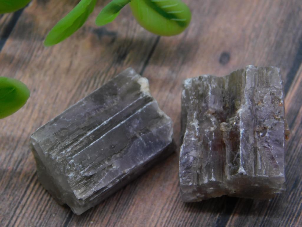 ARAGONITE ROCK STONE LAPIDARY SPECIMEN: ARAGONITE ROCK STONE LAPIDARY SPECIMEN