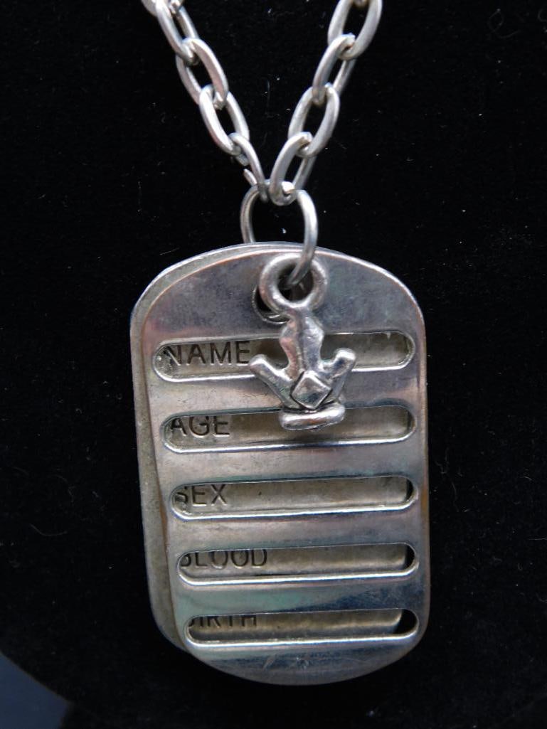 DOG TAGS ON CHAIN NECKLACE: DOG TAGS ON CHAIN NECKLACE