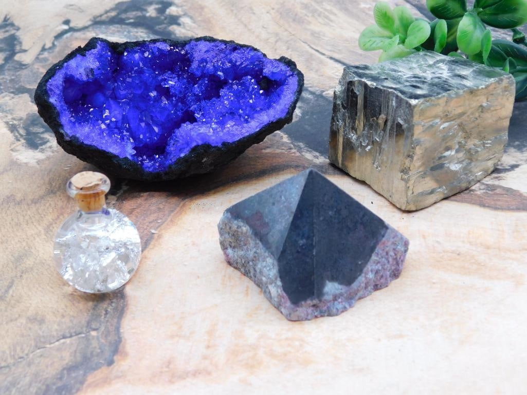 MIXED LOT ROCK STONE LAPIDARY SPECIMEN (1 of 2)