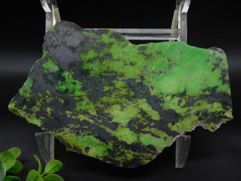GREEN OPAL SLAB ROCK STONE LAPIDARY SPECIMEN (1 of 2)