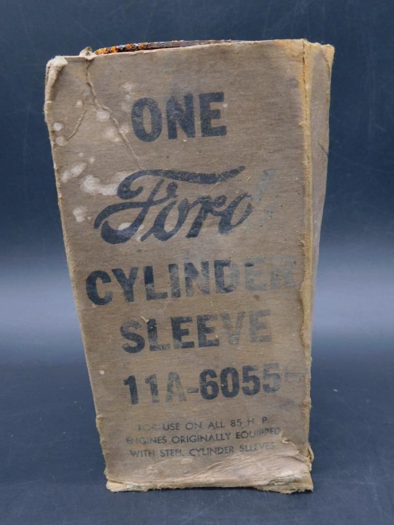 FORD CYLINDER SLEEVE WITH ORIGINAL BOX VINTAGE ANTIQUE: FORD CYLINDER SLEEVE WITH ORIGINAL BOX VINTAGE ANTIQUE