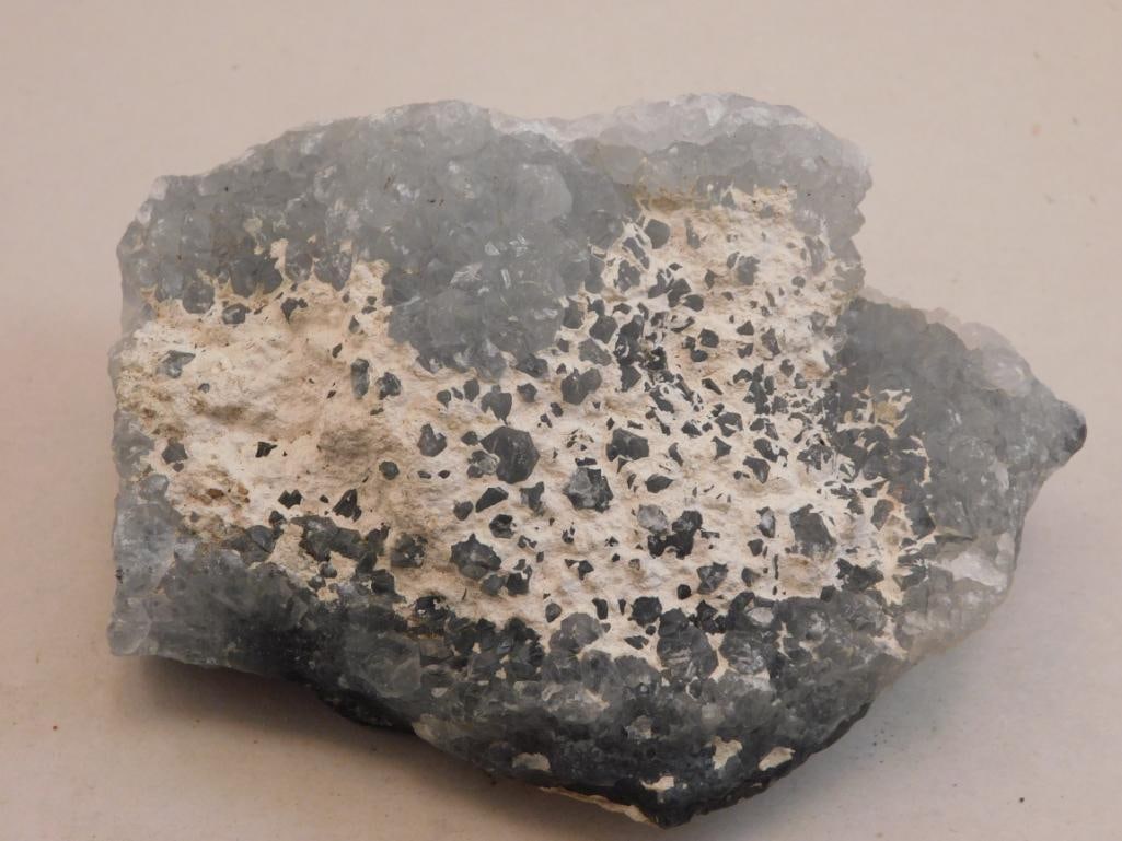 ROCK STONE LAPIDARY SPECIMEN: ROCK STONE LAPIDARY SPECIMEN